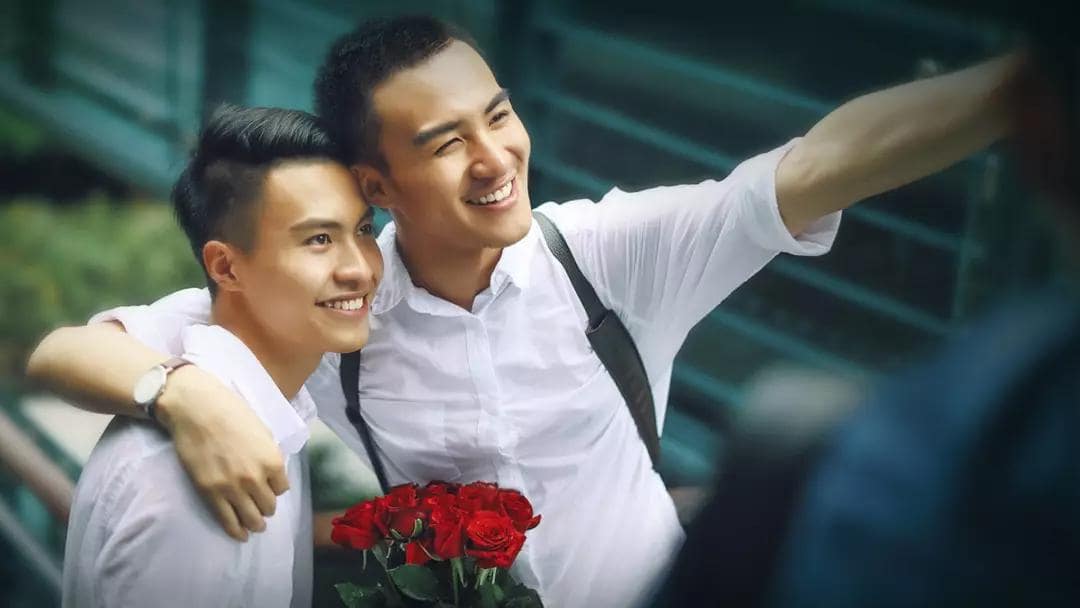 因为AI,Blued成为垂直社交产品里“不一样的烟火”